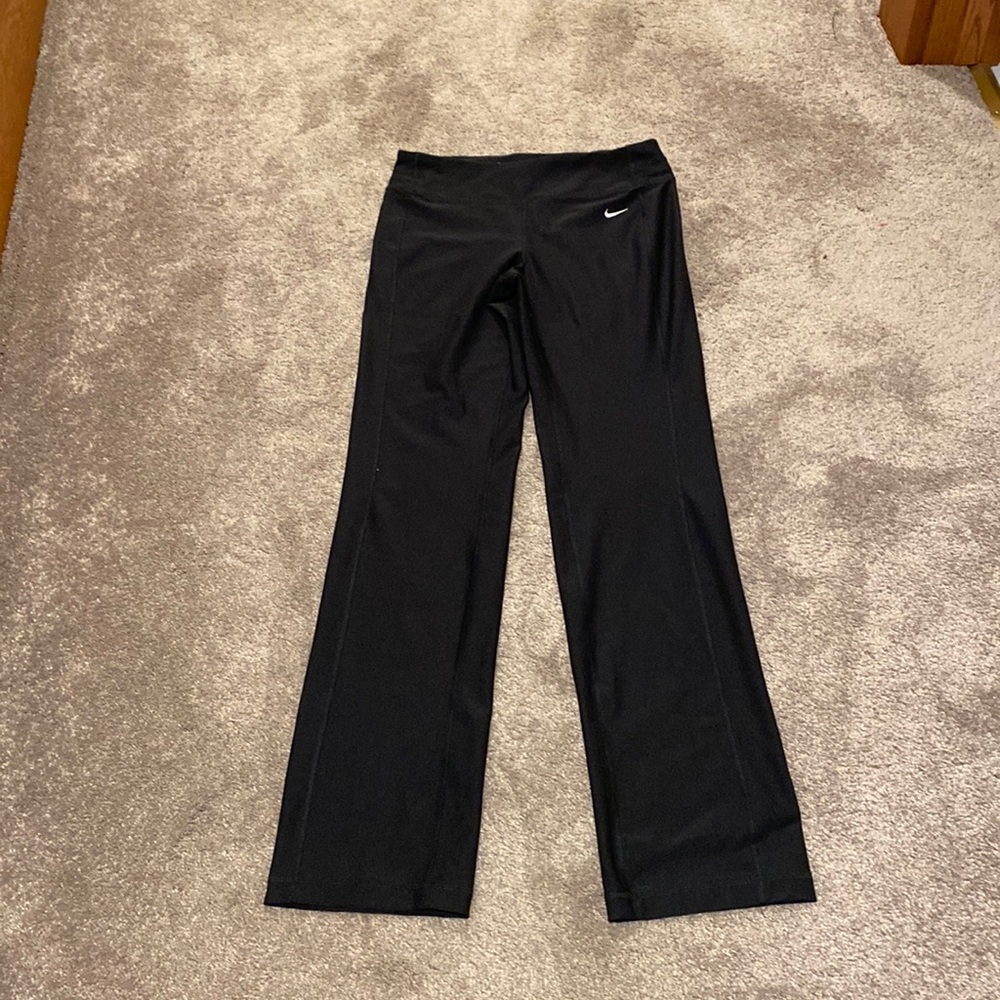 Nike Dri-FIT Pants SIZE S Black Athletic Flare Leg Workout Activewear